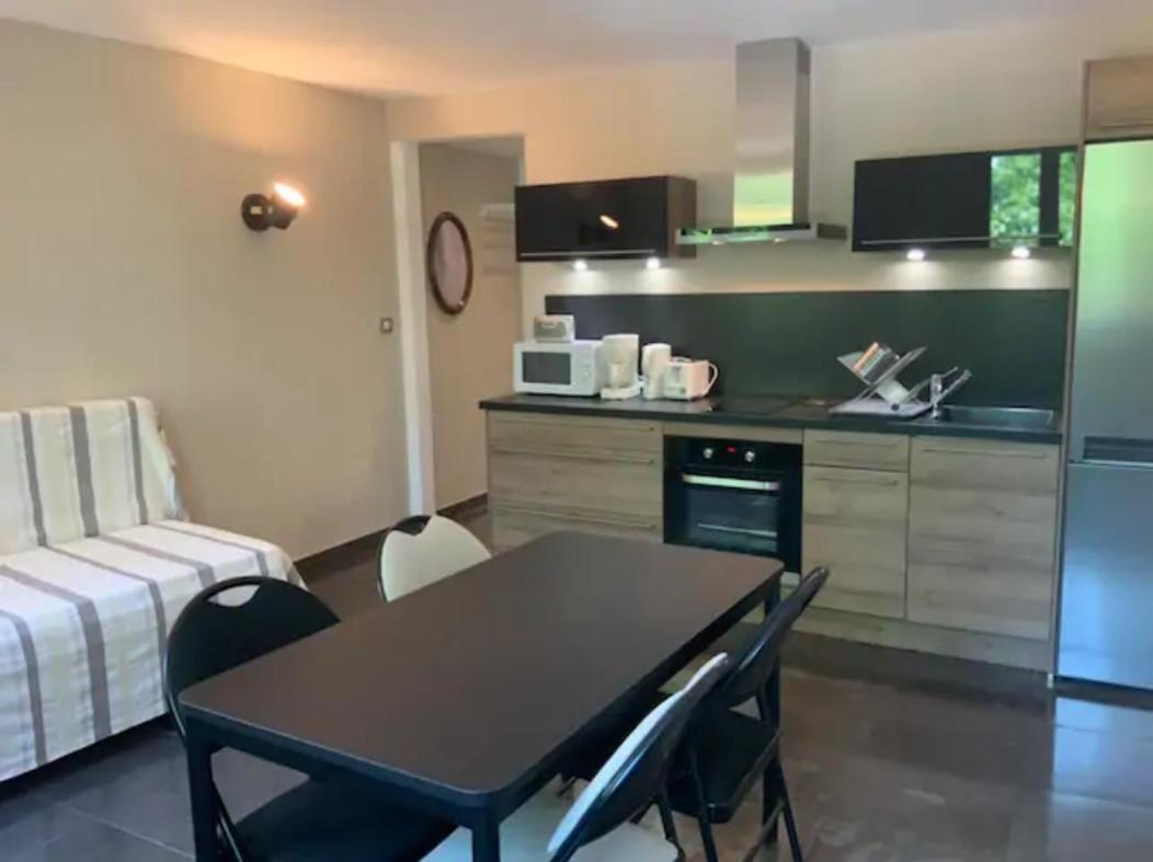 Centre Historique De Frejus - Face A La Mairie Apartment Bagian luar foto